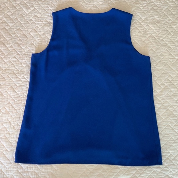 Calvin Klein Women’s Blue Sleeveless V-Neck Shell Tank Top - Size XL - Picture 3 of 5